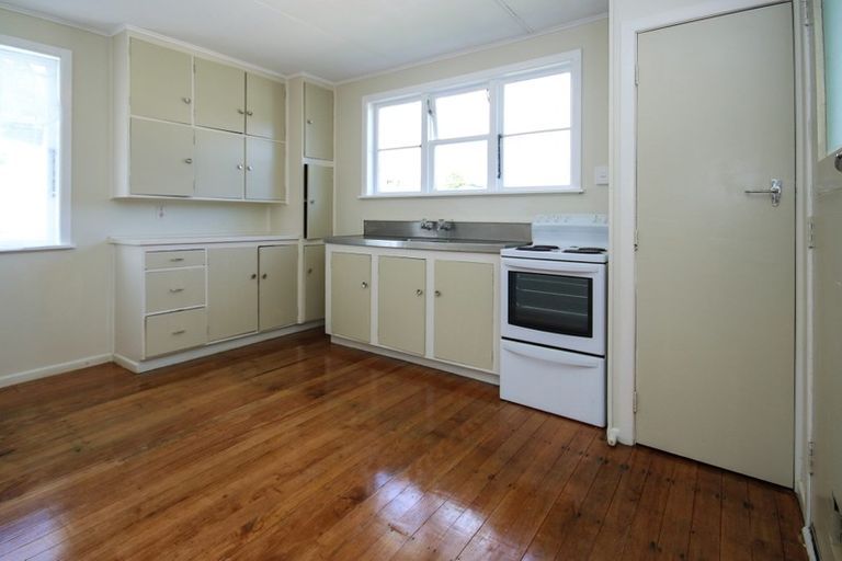 Photo of property in 10 Smeath Road, Kawakawa, 0210