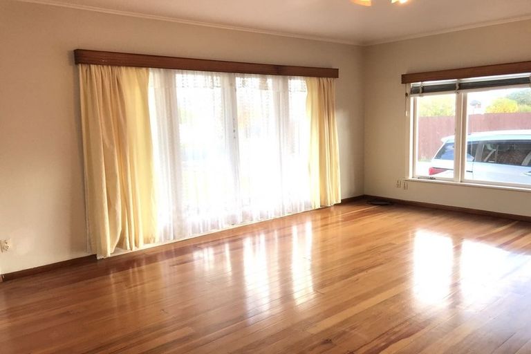 Photo of property in 6 Mildmay Road, Henderson, Auckland, 0610