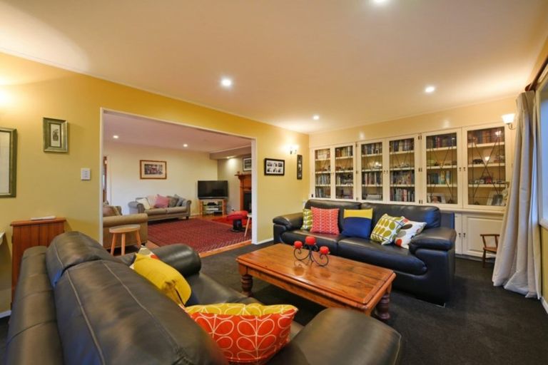 Photo of property in 74a Heretaunga Square, Silverstream, Upper Hutt, 5019