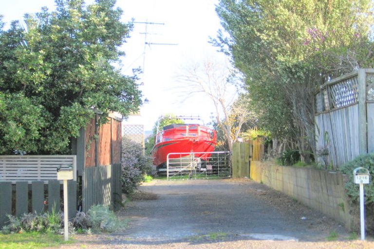 Photo of property in 1/1216 Papamoa Beach Road, Papamoa Beach, Papamoa, 3118