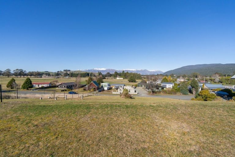 Photo of property in 19 Muriwai Drive, Manapouri, 9679