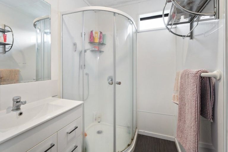 Photo of property in 46 Seaforth Avenue, Milson, Palmerston North, 4414