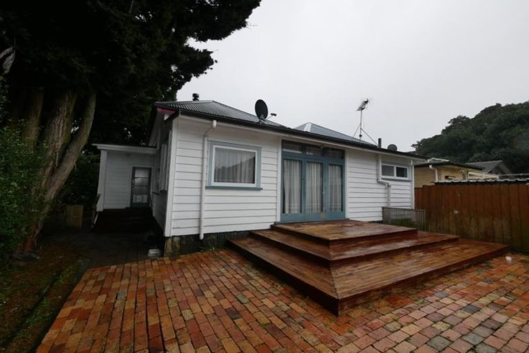 Photo of property in 17 Shirley Avenue, Papakura, 2110