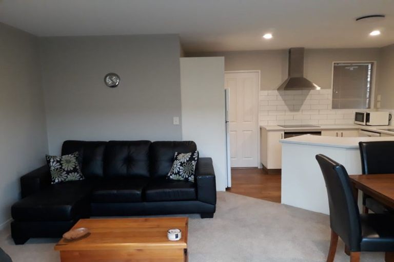 Photo of property in 17d Division Street, Riccarton, Christchurch, 8041