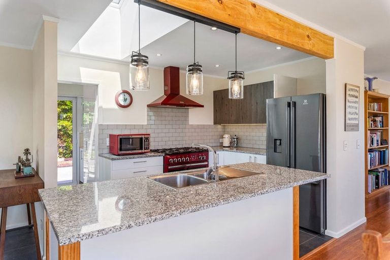 Photo of property in 46 Sylvan Avenue, Waikanae, 5036