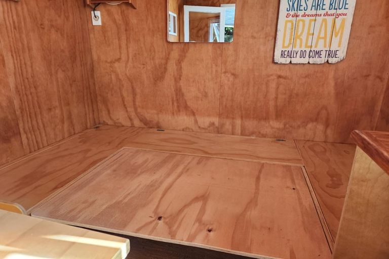 Photo of property in 105 Lone Kauri Road, Karekare, New Lynn, 0772