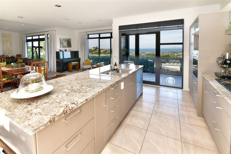 Photo of property in 15 Maire Road, Orewa, 0931