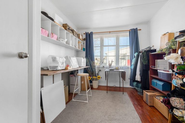 Photo of property in 32 Kummer Crescent, Masterton, 5810