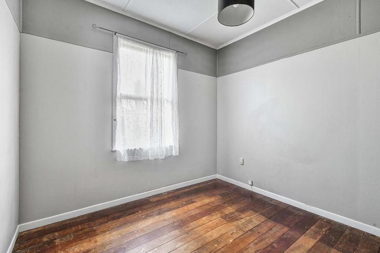 Photo of property in 31 Marne Road, Papakura, 2110