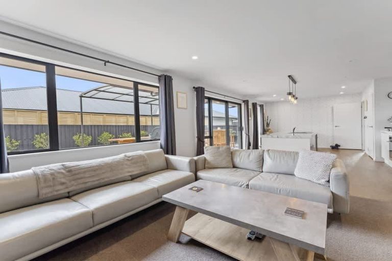 Photo of property in 4 Fearne Drive, Woodend, 7610