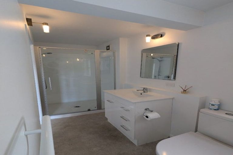 Photo of property in 32 Upland Road, Kelburn, Wellington, 6012