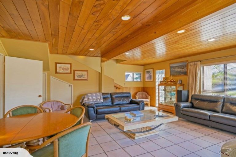 Photo of property in 8 Victoria Street, Whitianga, 3510