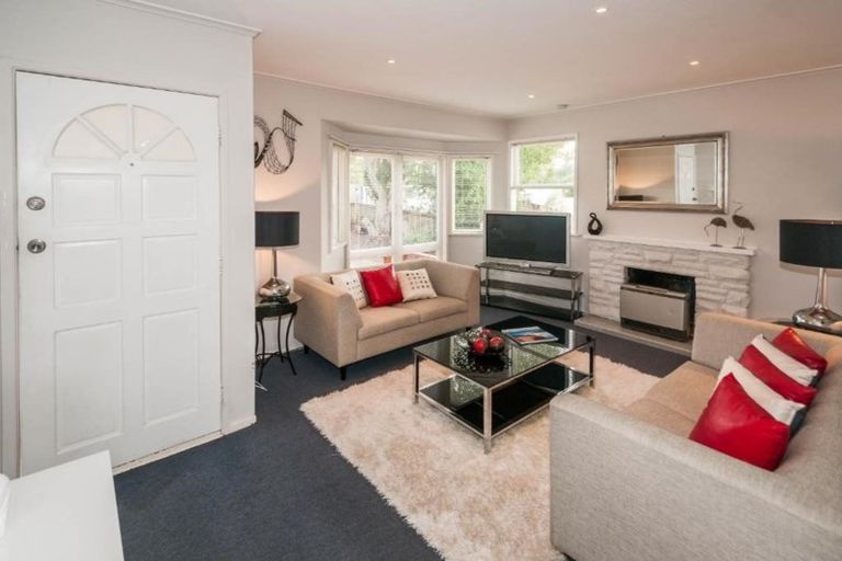 Photo of property in 83 Fairclough Road, Beach Haven, Auckland, 0626