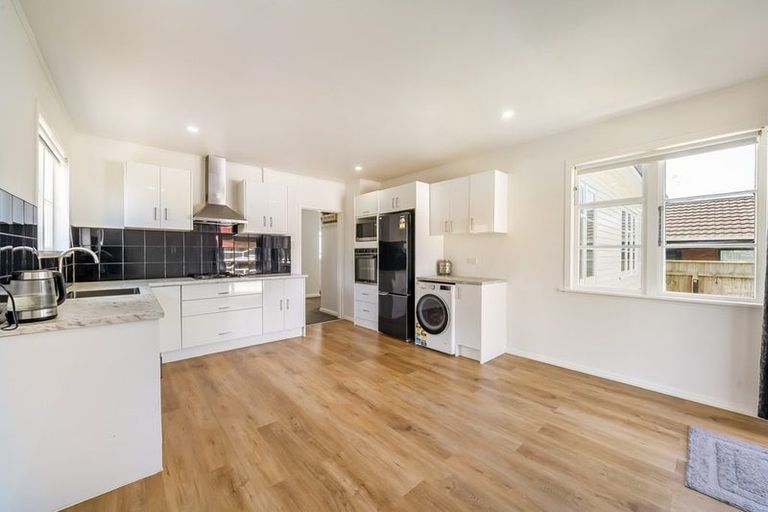 Photo of property in 78 Hall Crescent, Epuni, Lower Hutt, 5011