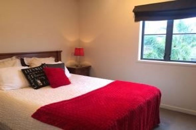 Photo of property in 24/8 Carolina Place, Albany, Auckland, 0632
