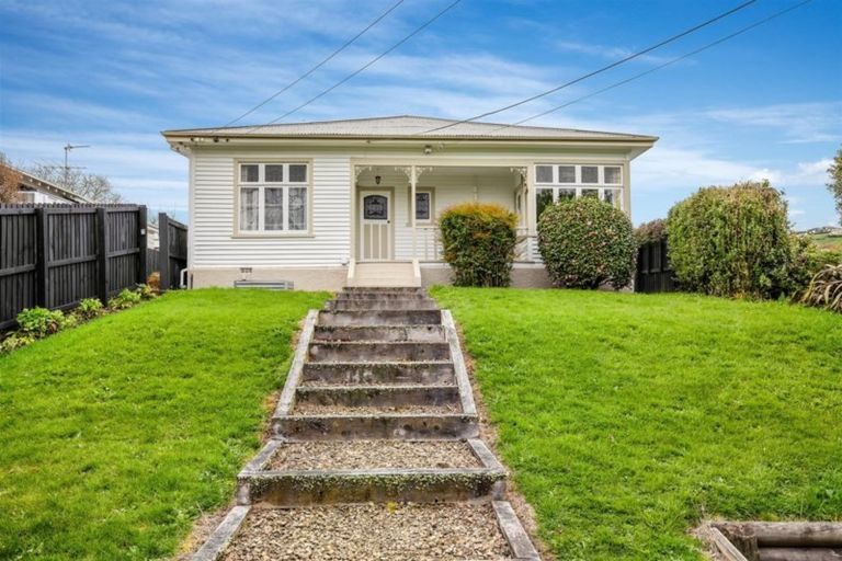 Photo of property in 159 Waimea Terrace, Beckenham, Christchurch, 8023