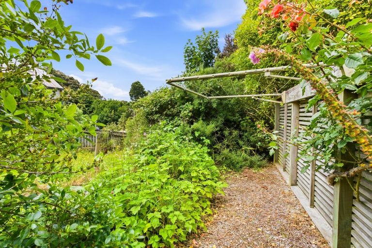 Photo of property in 2 Ronay Street, Bradford, Dunedin, 9011