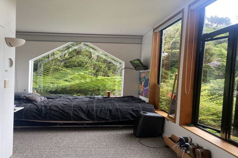 Photo of property in 14 Marama Terrace, Eastbourne, Lower Hutt, 5013