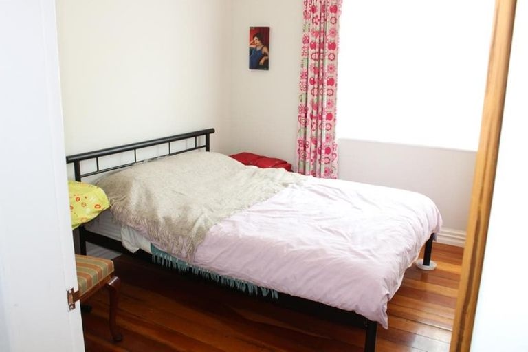 Photo of property in 24 Tory Street, Petone, Lower Hutt, 5012