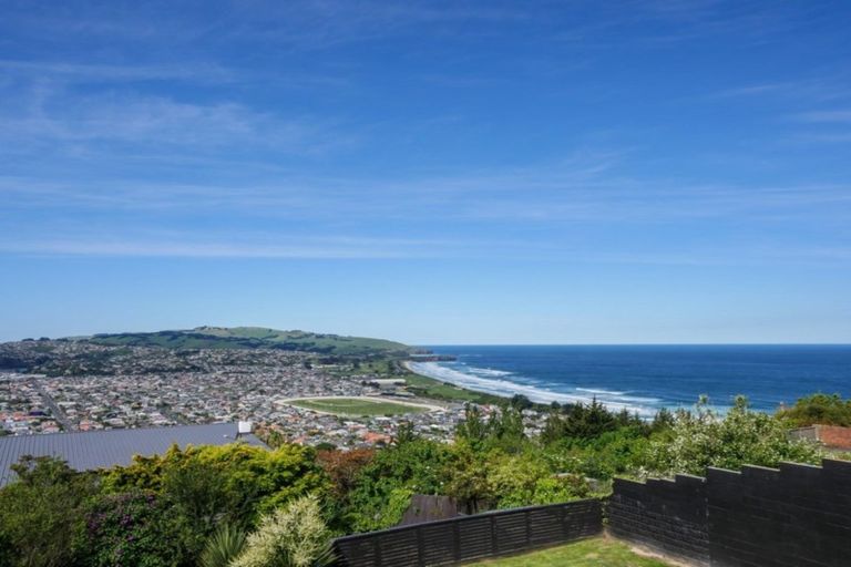 Photo of property in 60 Earls Road, Saint Clair, Dunedin, 9012