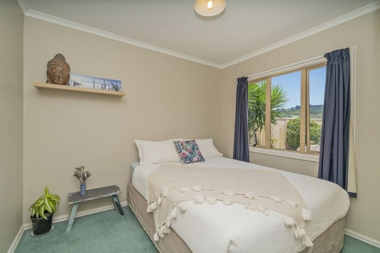 Photo of property in 3 Hawk Hill Crescent, Cooks Beach, Whitianga, 3591