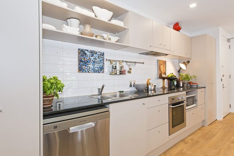 Photo of property in 1d/2 Dickens Street, Grey Lynn, Auckland, 1021