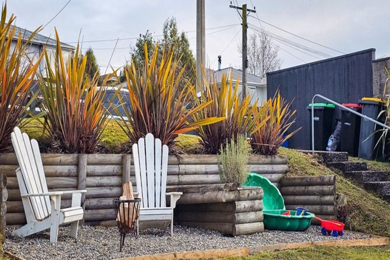 Photo of property in 11 Mcdonald Street, Brockville, Dunedin, 9011