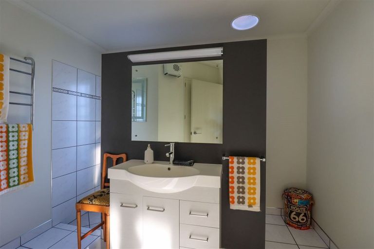 Photo of property in 16 Richmond Street, Waimataitai, Timaru, 7910