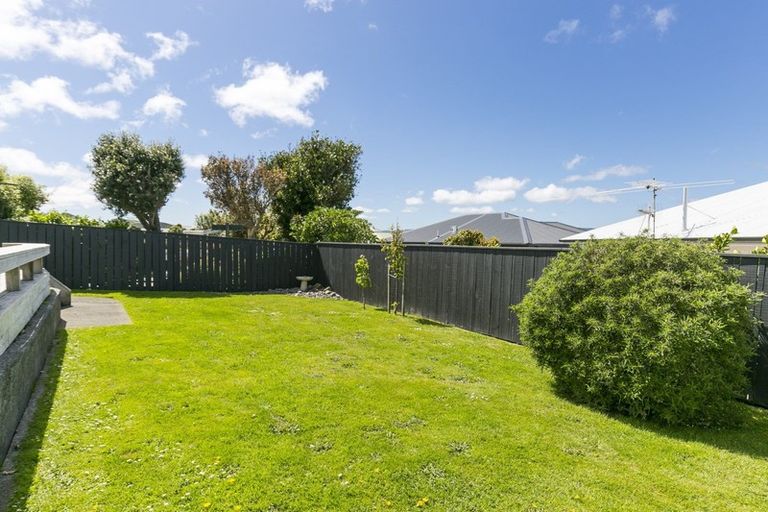 Photo of property in 6 Raumati Terrace, Khandallah, Wellington, 6035
