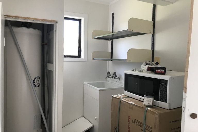 Photo of property in 47 Flat Bush Road, Clover Park, Auckland, 2023