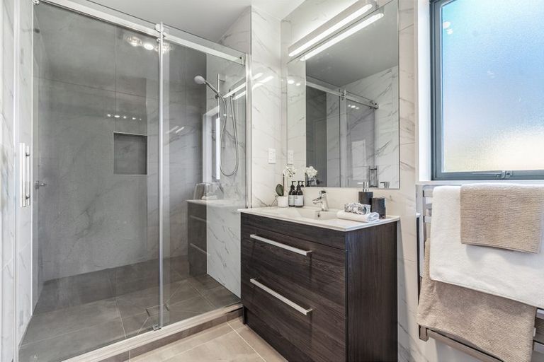 Photo of property in 75 Vinistra Road, Kumeu, 0810