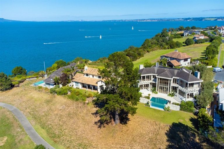 Photo of property in 364 Pinecrest Drive, Gulf Harbour, Whangaparaoa, 0930