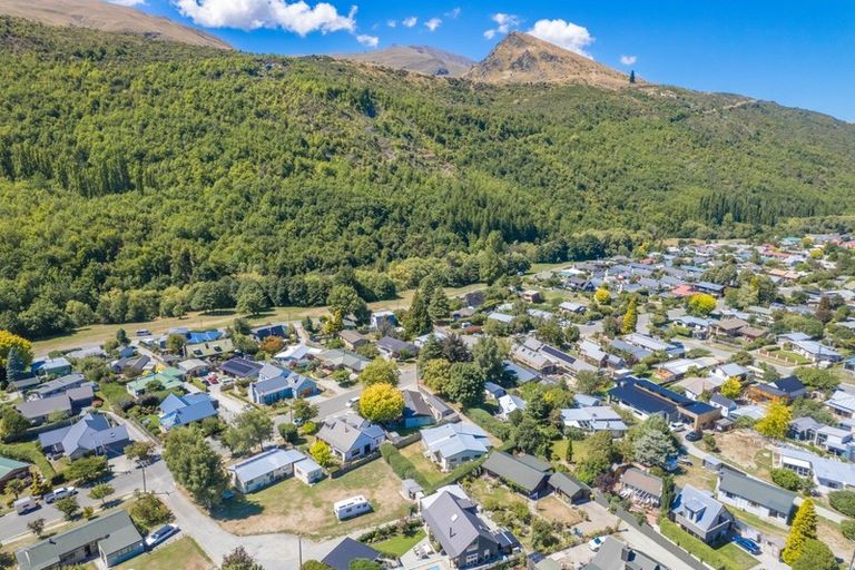 Photo of property in 22 Devon Street, Arrowtown, 9302