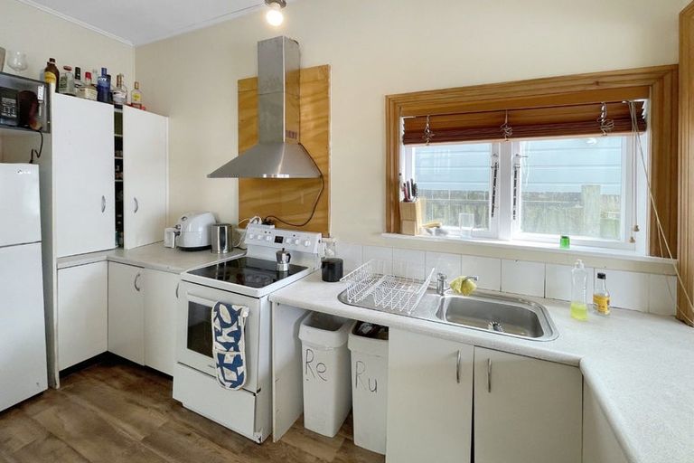 Photo of property in 127 Wallace Street, Mount Cook, Wellington, 6021