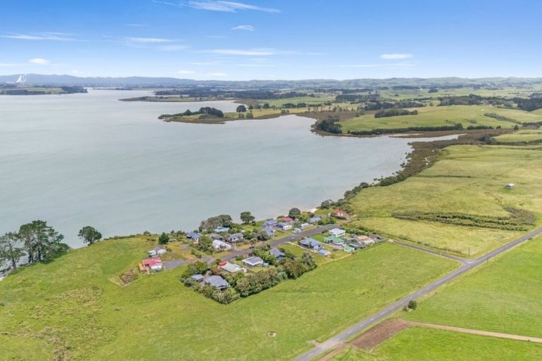 Photo of property in 21 Greenfield Road, Pollok, Waiuku, 2684