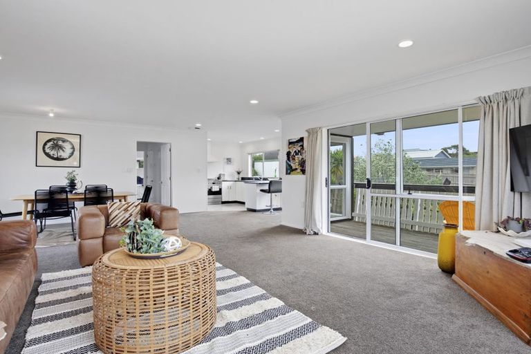 Photo of property in 6 Allen Road, Raumati Beach, Paraparaumu, 5032