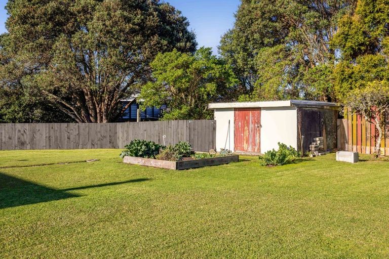 Photo of property in 62 Gisborne Terrace, Opunake, 4616