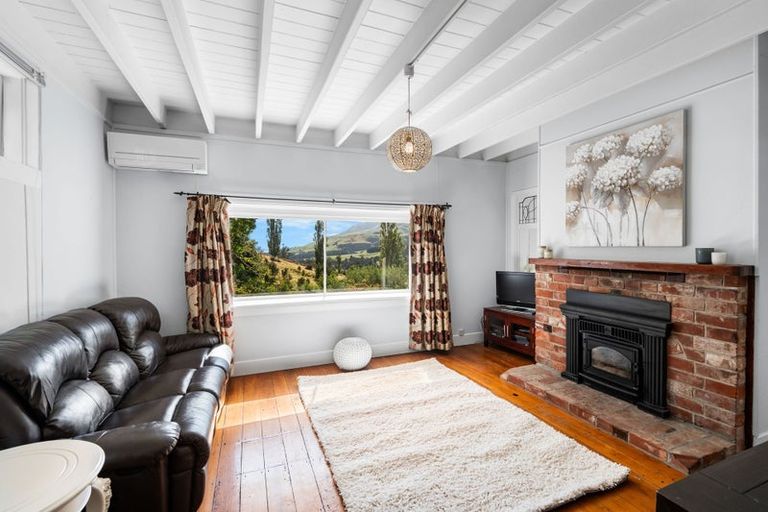 Photo of property in 8 Shadbolts Road, Pigeon Bay, Akaroa, 7583