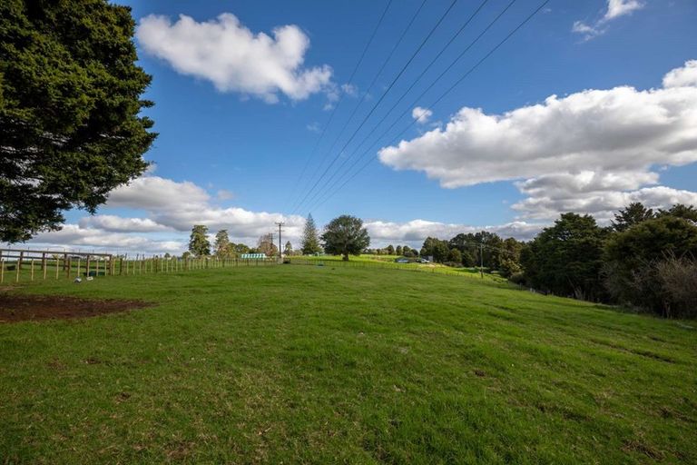 Photo of property in 132 Gibbs Road, Whakapara, Hikurangi, 0182