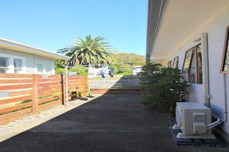 Photo of property in 2/11 Mcgrath Street, Napier South, Napier, 4110