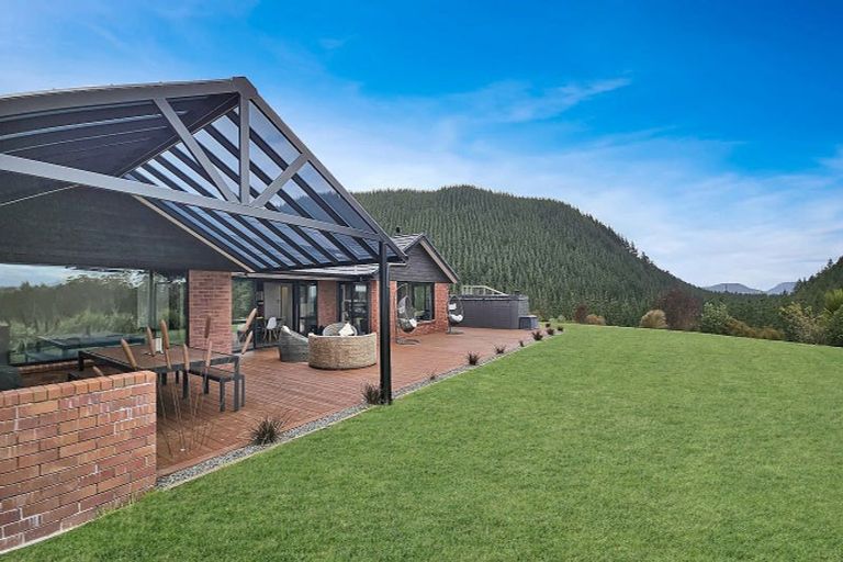 Photo of property in 9 Petes Way, Lynmore, Rotorua, 3076