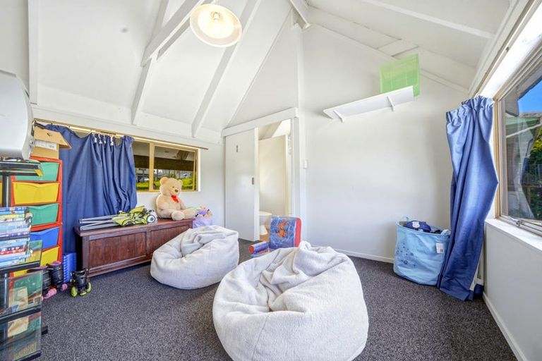 Photo of property in 10 Stredwick Drive, Torbay, Auckland, 0630