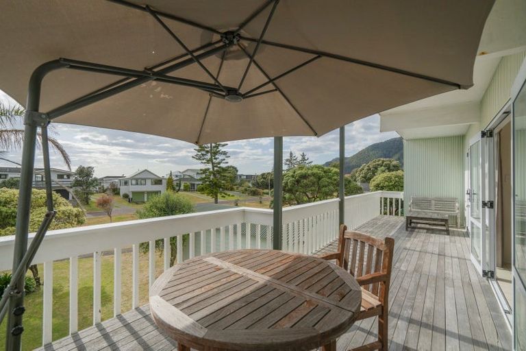 Photo of property in 13 Easdale Place, Pauanui, Hikuai, 3579
