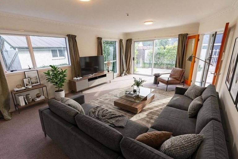 Photo of property in 2/85 Clyde Road, Ilam, Christchurch, 8041