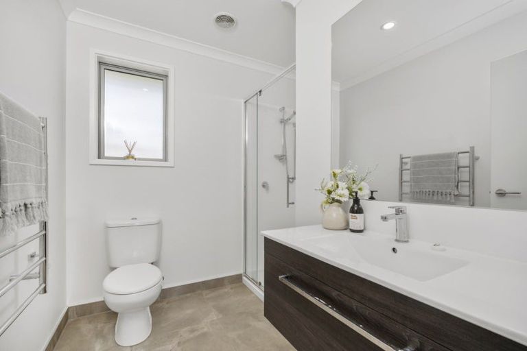 Photo of property in 7 Madeleine Place, Omokoroa, 3114