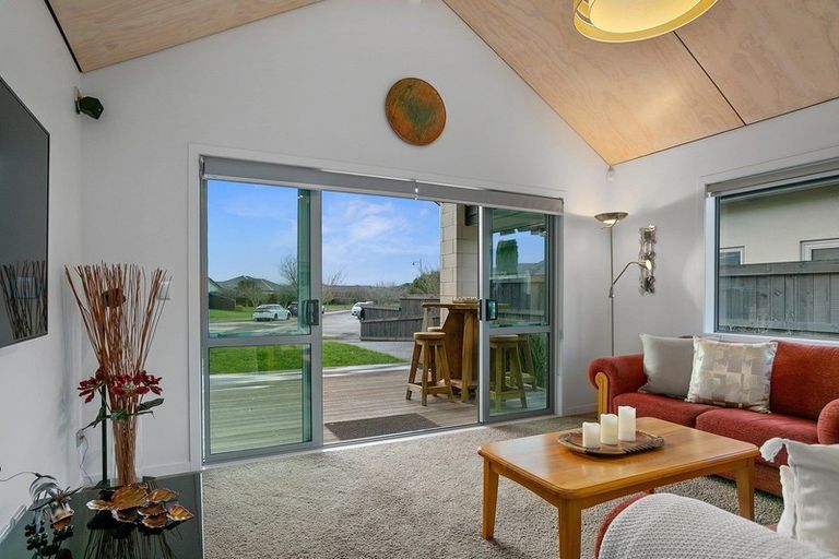 Photo of property in 23 Brancaster Place, Cambridge, 3434