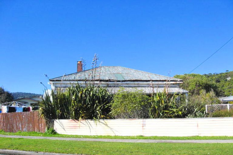 Photo of property in 157 Shakespeare Street, Greymouth, 7805