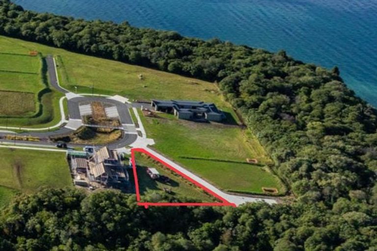 Photo of property in 50 Seven Oaks Drive, Kinloch, 3377