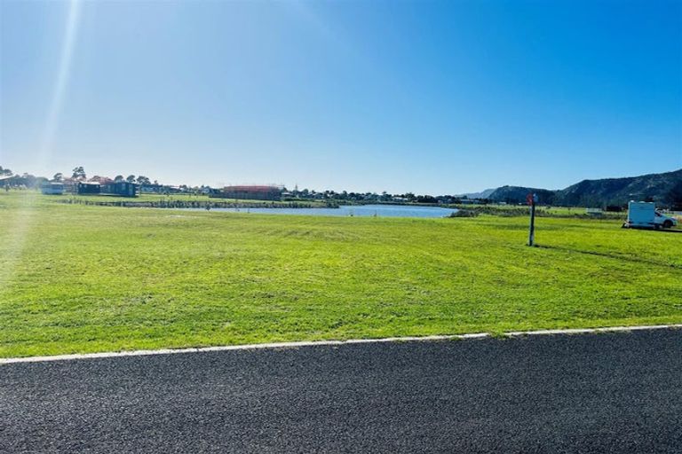 Photo of property in 7 Taniwha Place, Matarangi, 3592
