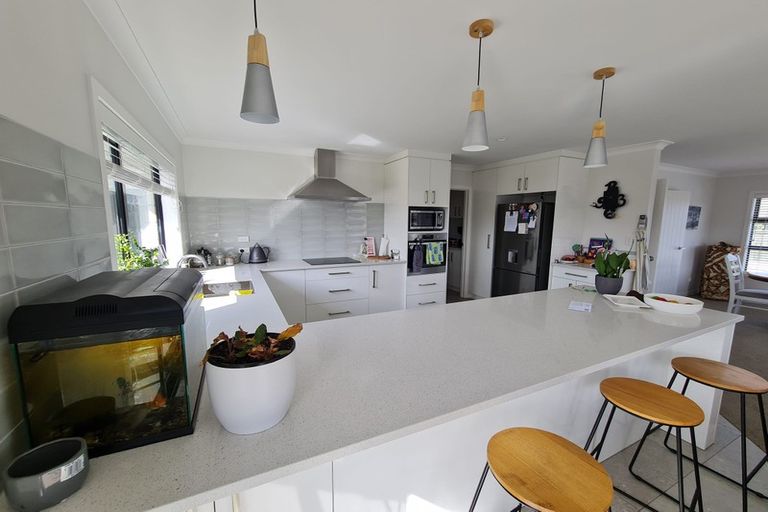 Photo of property in 50 Carroll Place, Owhata, Rotorua, 3010